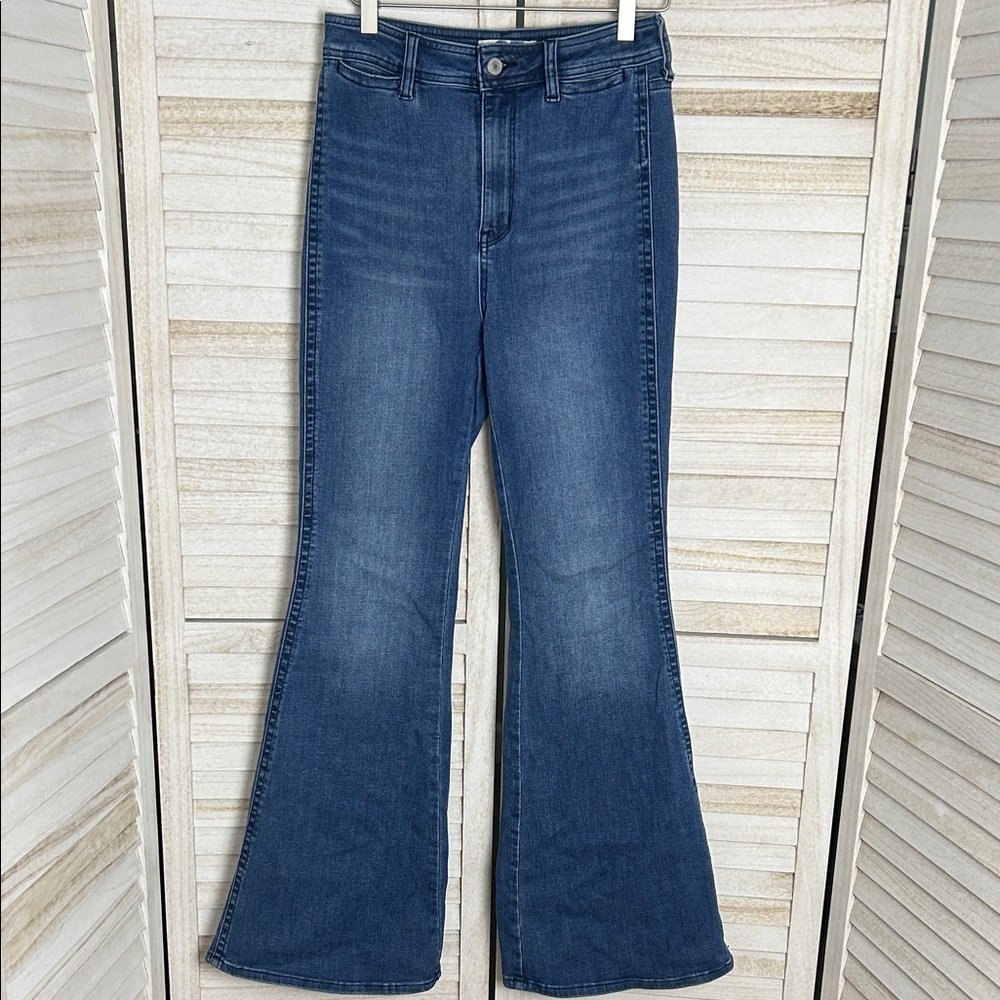 We the Free Classic Blue Flare High Rise Jeans Size 27